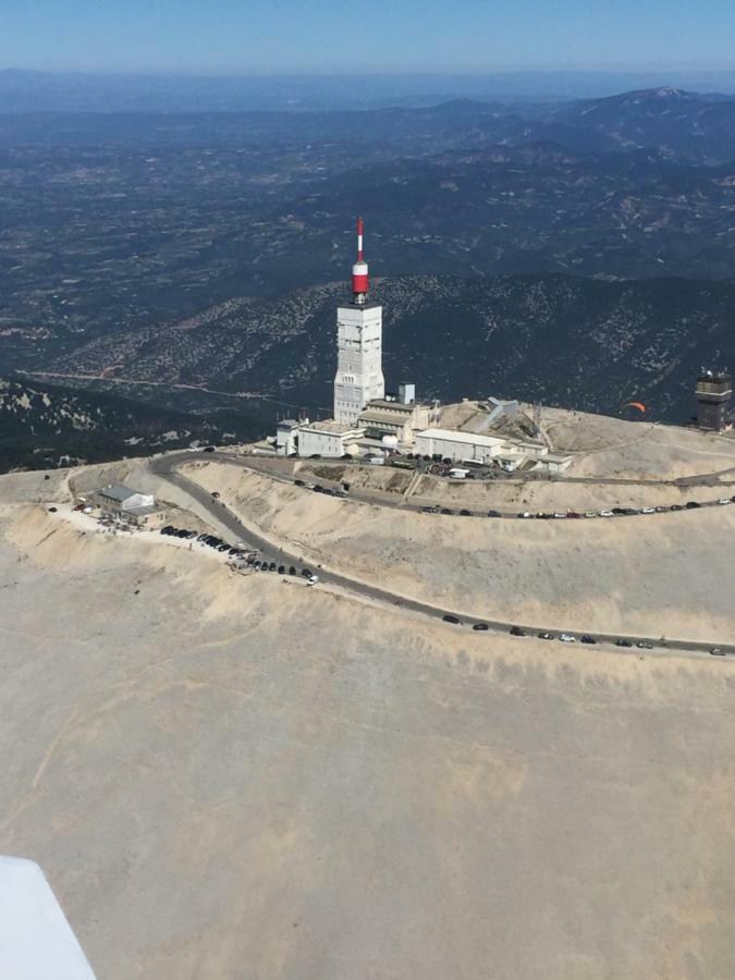 לינה וארוחת בוקר בדואן La Bastide Au Ventoux מראה חיצוני תמונה