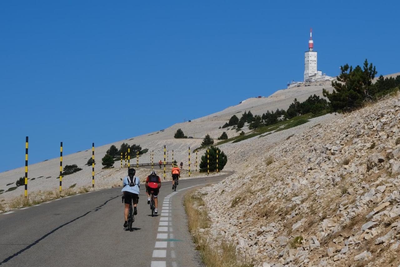 לינה וארוחת בוקר בדואן La Bastide Au Ventoux מראה חיצוני תמונה